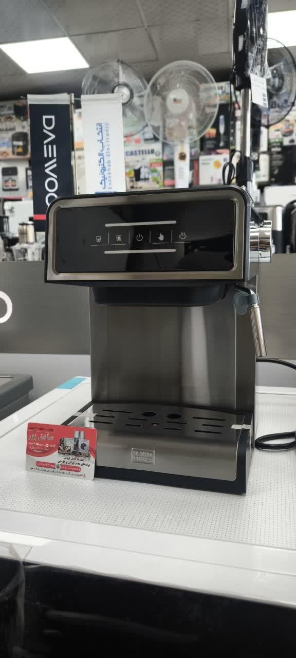 اسپرسو ساز عصاره گیر خردکن بلک اند کوکر پخش کامل|سماور، چای‌ساز، قهوه‌ساز|لاهیجان, گلستان|دیوار