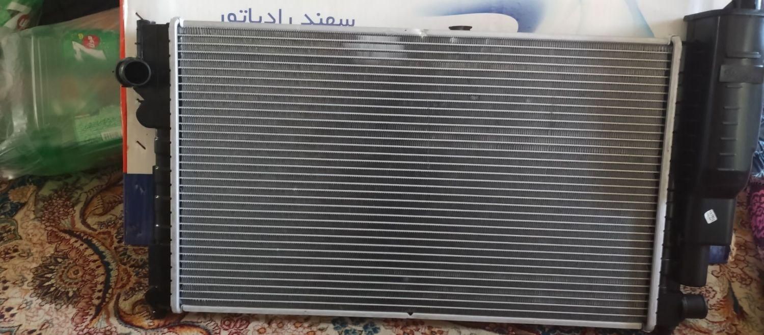 سپر  جلو سمند رنگ دلفینی رادیات سمند و پژو|قطعات یدکی و لوازم جانبی|رشت, استقامت 1|دیوار