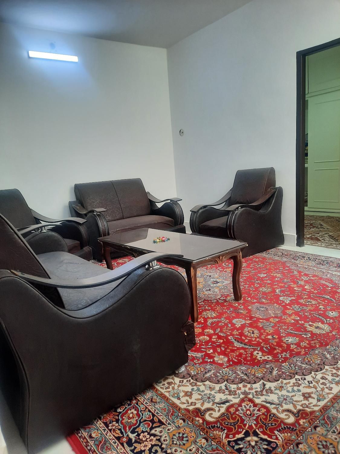منزل دربست ویلایی با پارکینگ(خونه،سوئیت شخصی)|اجارهٔ کوتاه‌مدت آپارتمان و سوئیت|مشهد, امام رضا (ع)|دیوار