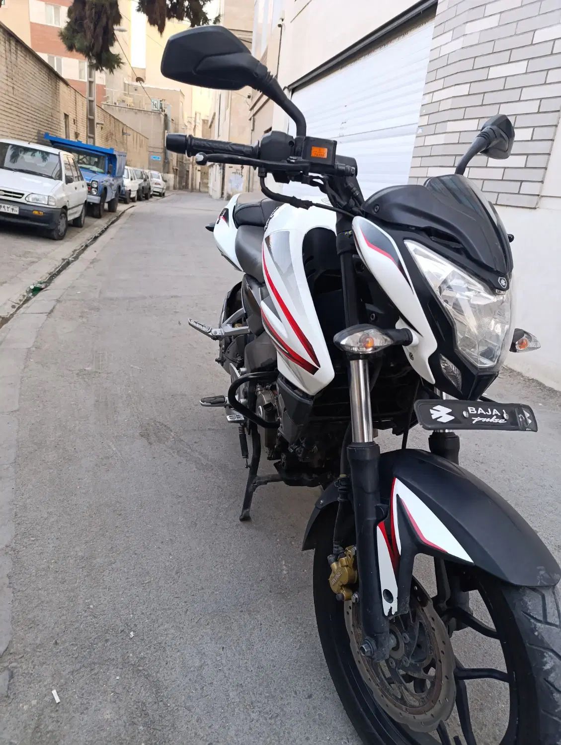 ns200مدل 95|موتورسیکلت|تهران, دکتر هوشیار|دیوار