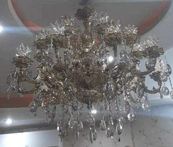 لوستر ۲۰ شاخه|لوستر و چراغ آویز|مشهد, دانشجو|دیوار