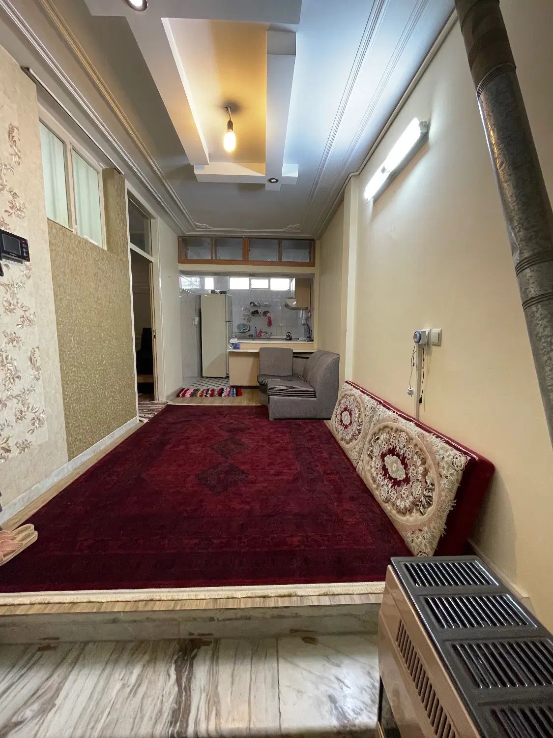 آپارتمان 65متر 1خواب زیر‌همکف خیابان آذر/عباس آباد|اجارهٔ آپارتمان|اصفهان, شاهزاده ابراهیم|دیوار