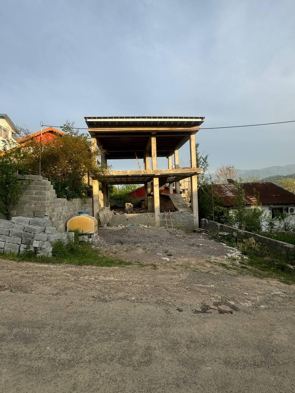 فروش واحد ۱۰۰ متری راه جدا لاهیجان - اطاقور|فروش آپارتمان|اطاقور, |دیوار