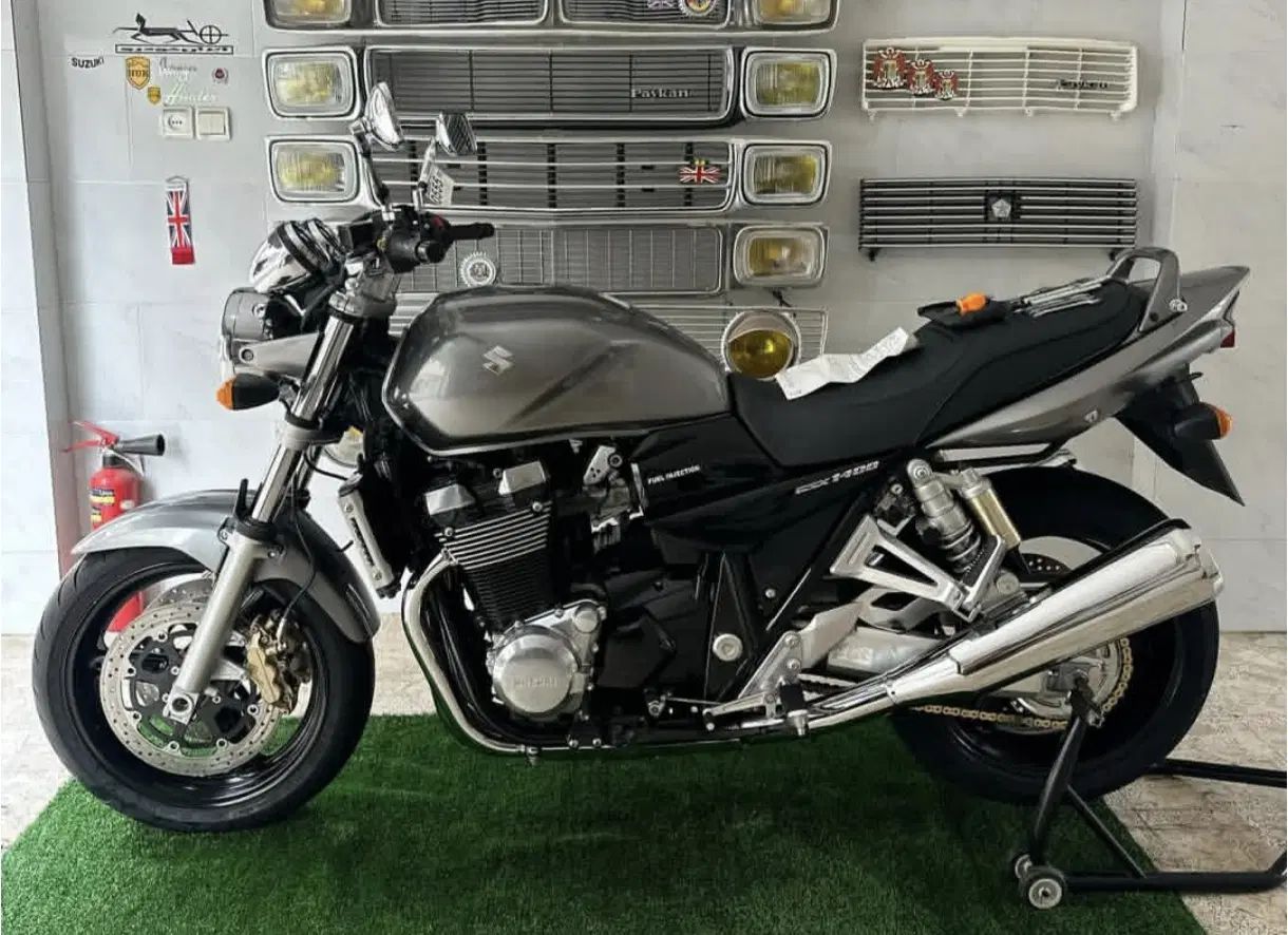 سوزوکی Gsx1400|موتورسیکلت|تهران, اکباتان|دیوار