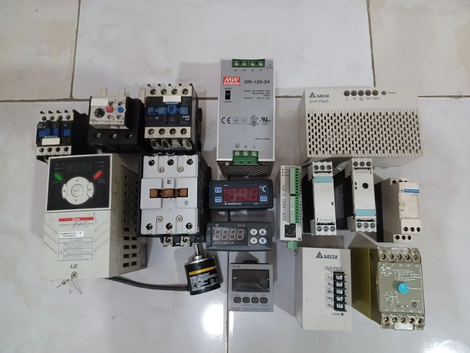 plc منبع تغذیه کنتاکتور بی متال تایمر کنترل دما و.|ماشین‌آلات صنعتی|کرج, گلشهر|دیوار