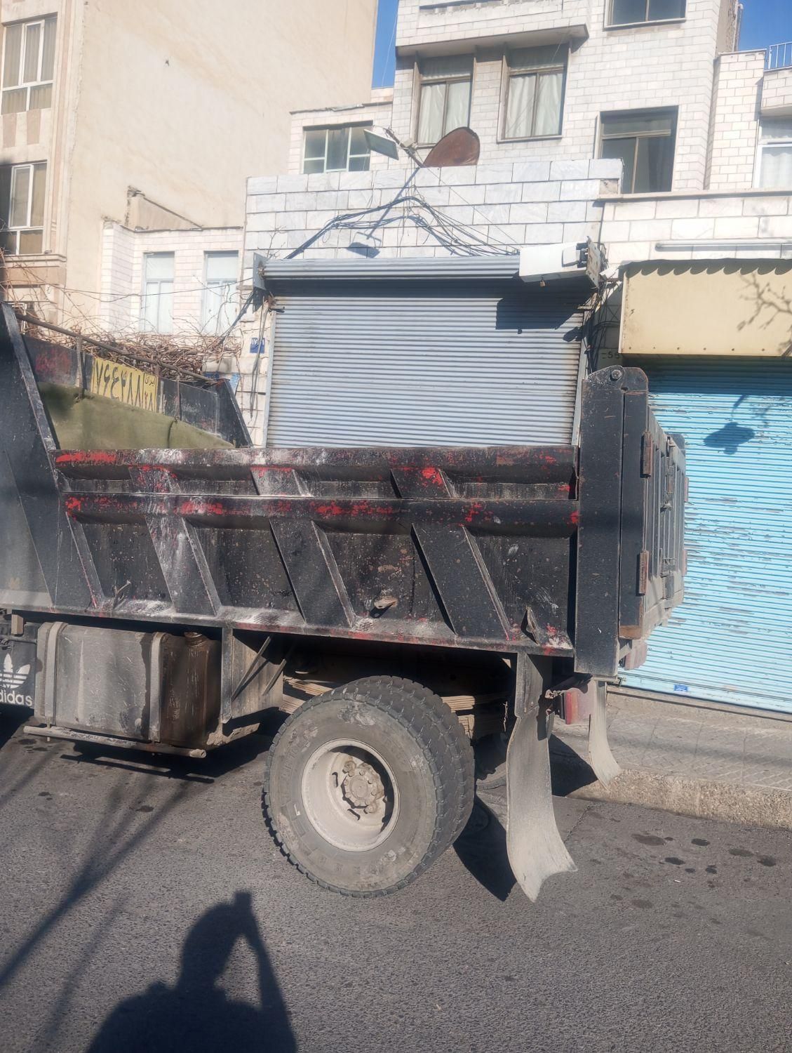 حمل نخاله سیمان ماسه گچ،اجر،اجر دست دوم،سنگ|خدمات حمل و نقل|تهران, تهرانپارس شرقی|دیوار