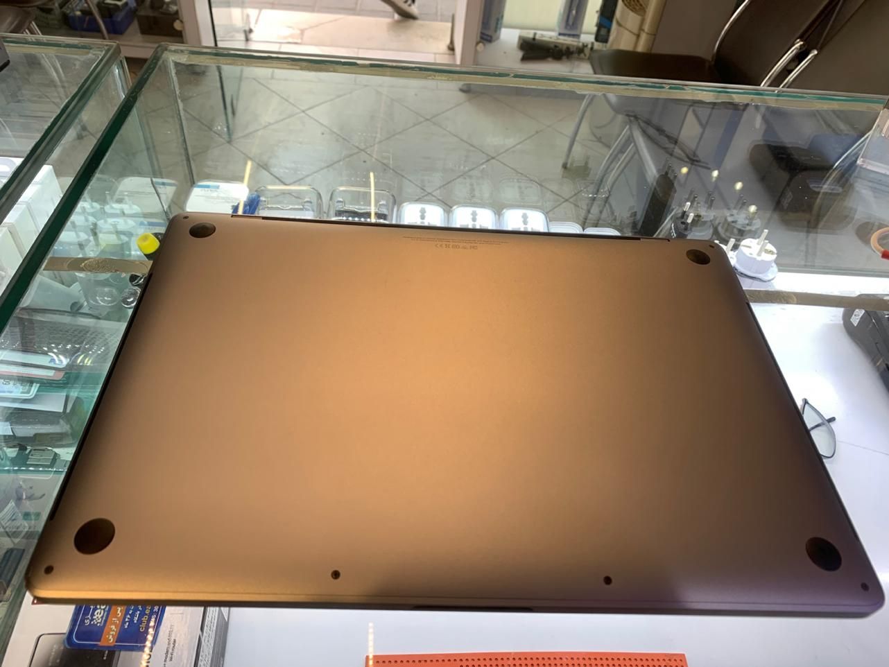 لپتاپ macbook مدل ۲۰۱۸ - ۱۵ اینچ - a1990|رایانه همراه|تهران, پلیس|دیوار