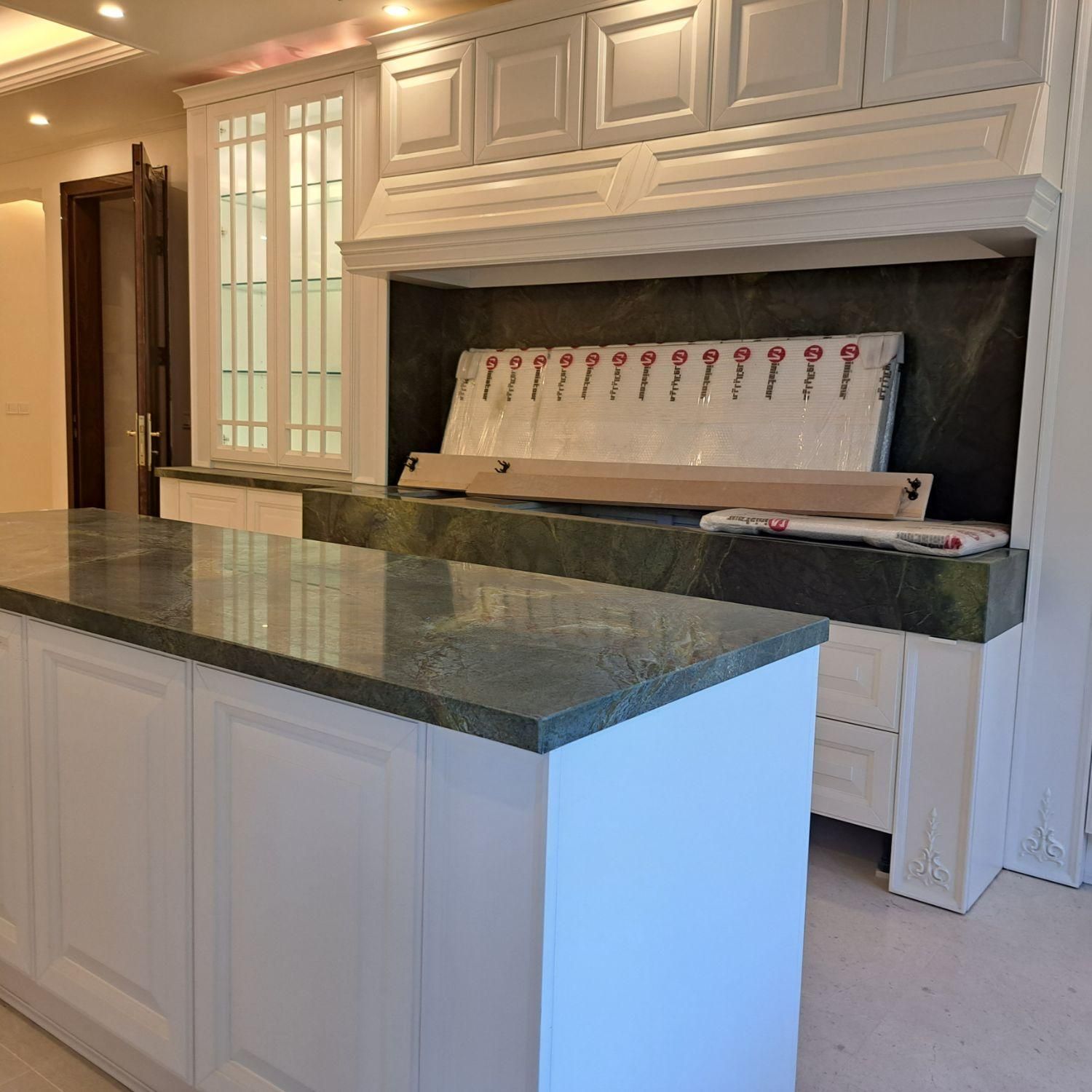 ۳۷۰ متری ۴ خوابه برج باغ  مشجر تراس بزرگ در فرشته