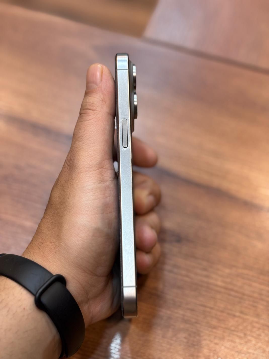 اپل iPhone 15 Pro Max با حافظهٔ ۲۵۶ گیگابایت|موبایل|بوشهر, |دیوار
