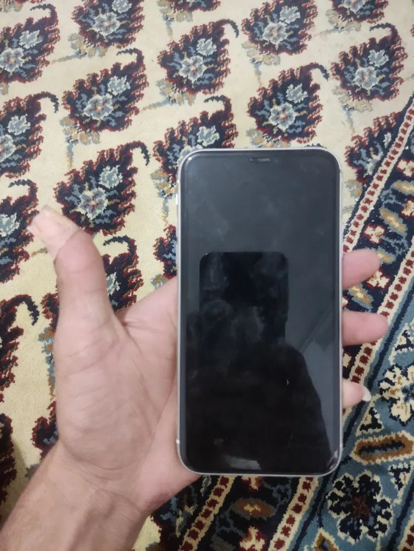 اپل iPhone 11 با حافظهٔ ۱۲۸ گیگابایت|موبایل|مشهد, توس (بلوار توس)|دیوار