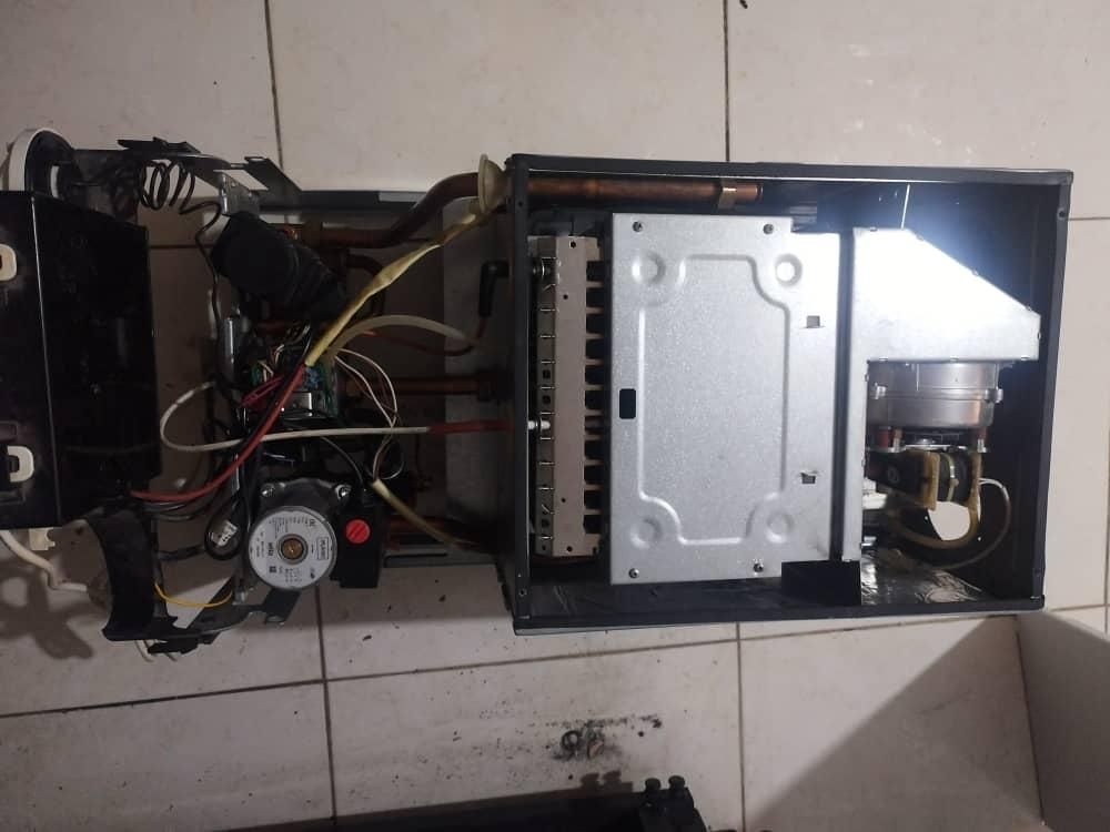 تعمیرات سرویس سرویسکار پکیج آبگرمکن ،بخاری، لولکشی|خدمات پیشه و مهارت|شیراز, عادل آباد|دیوار