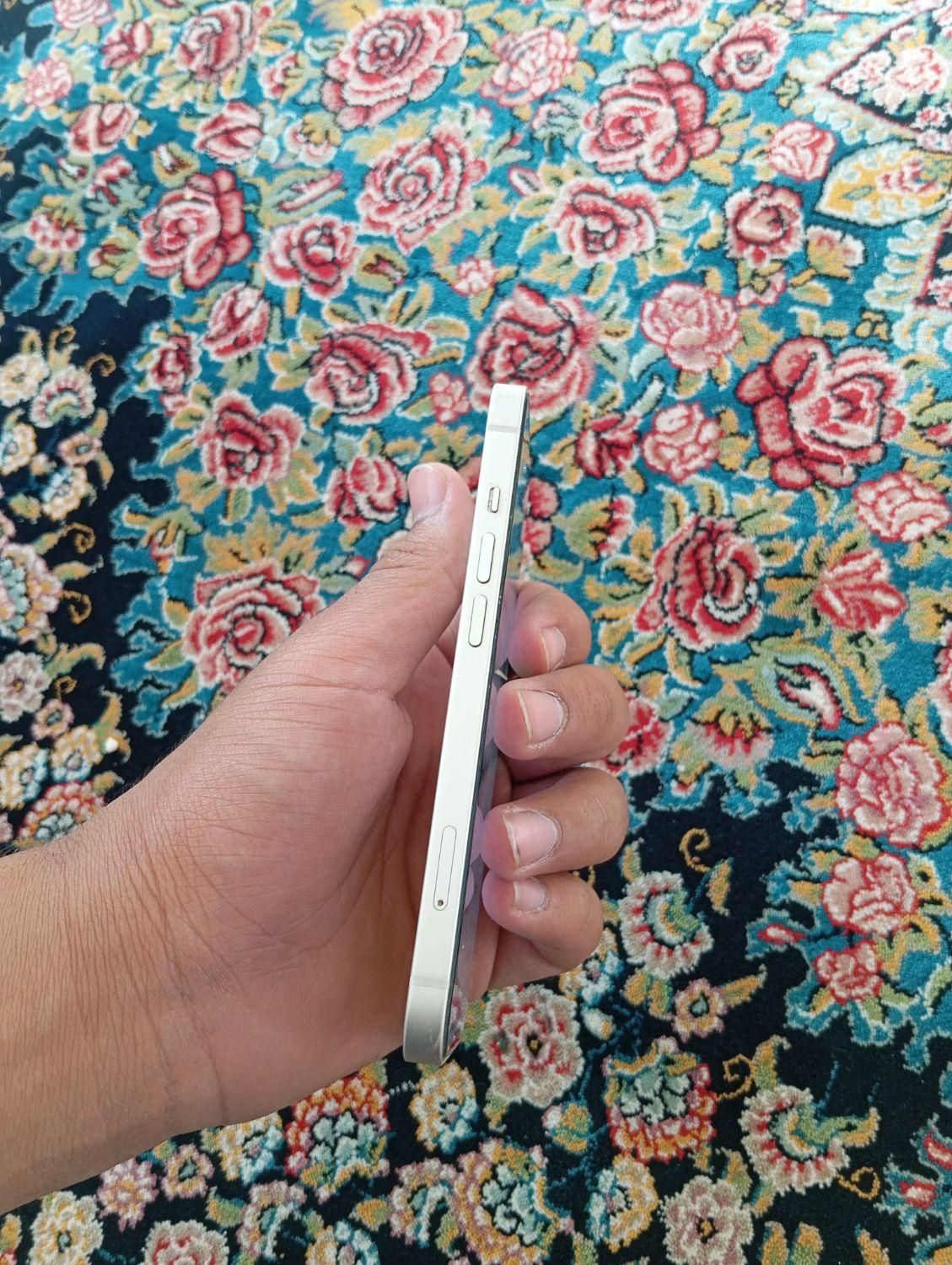 اپل iPhone 13 با حافظهٔ ۱۲۸ گیگابایت|موبایل|جوانرود, |دیوار