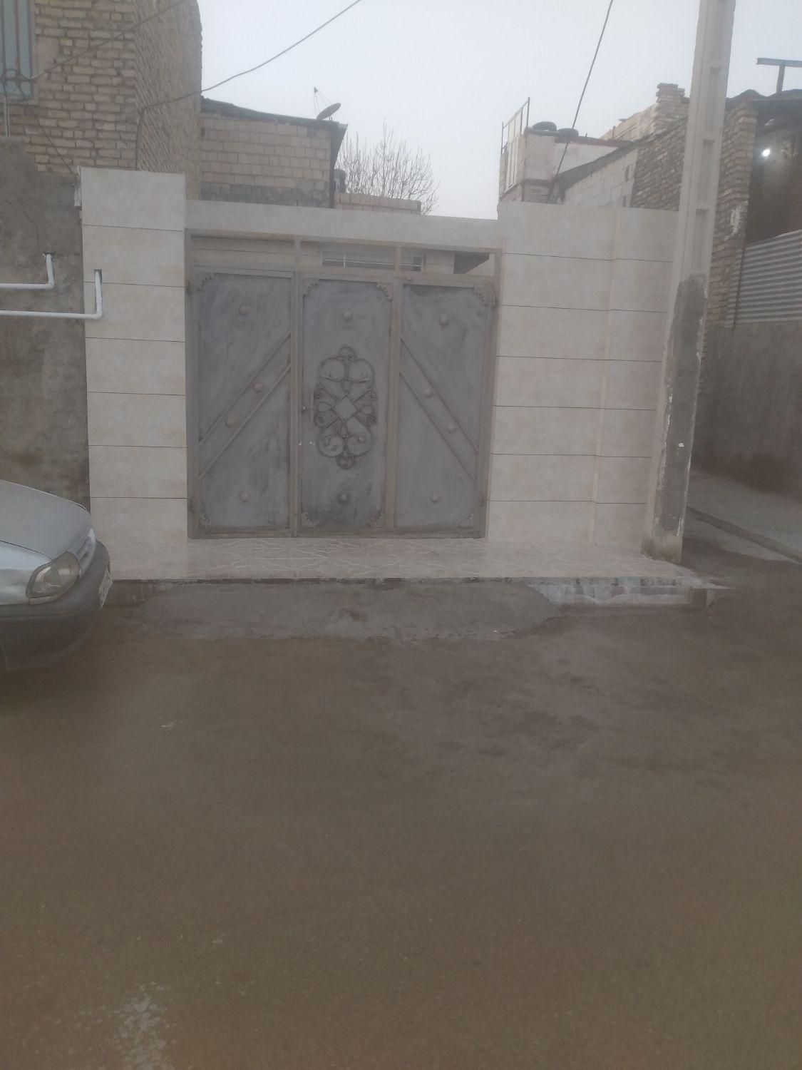 خانه ویلایی شهرک باهنر ، خانه فروشی شهرک باهنر|فروش خانه و ویلا|مشهد, شهرک شهید باهنر|دیوار
