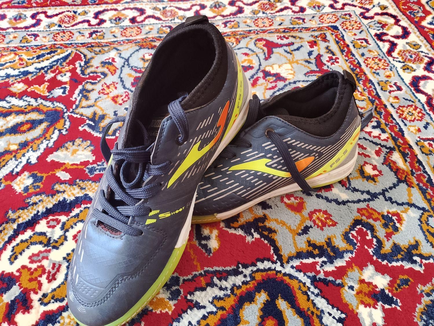 کفش فوتبالی سالن برند final|کیف، کفش، کمربند|مرند, |دیوار