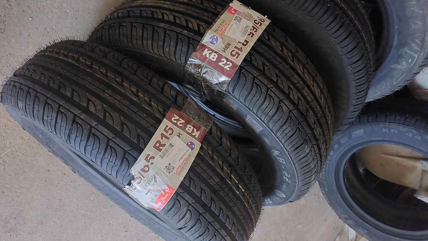 لاستیک بارز وکویرتایرپژو سمند ساینا(قیمت دولتی)|قطعات یدکی و لوازم جانبی|نهاوند, |دیوار