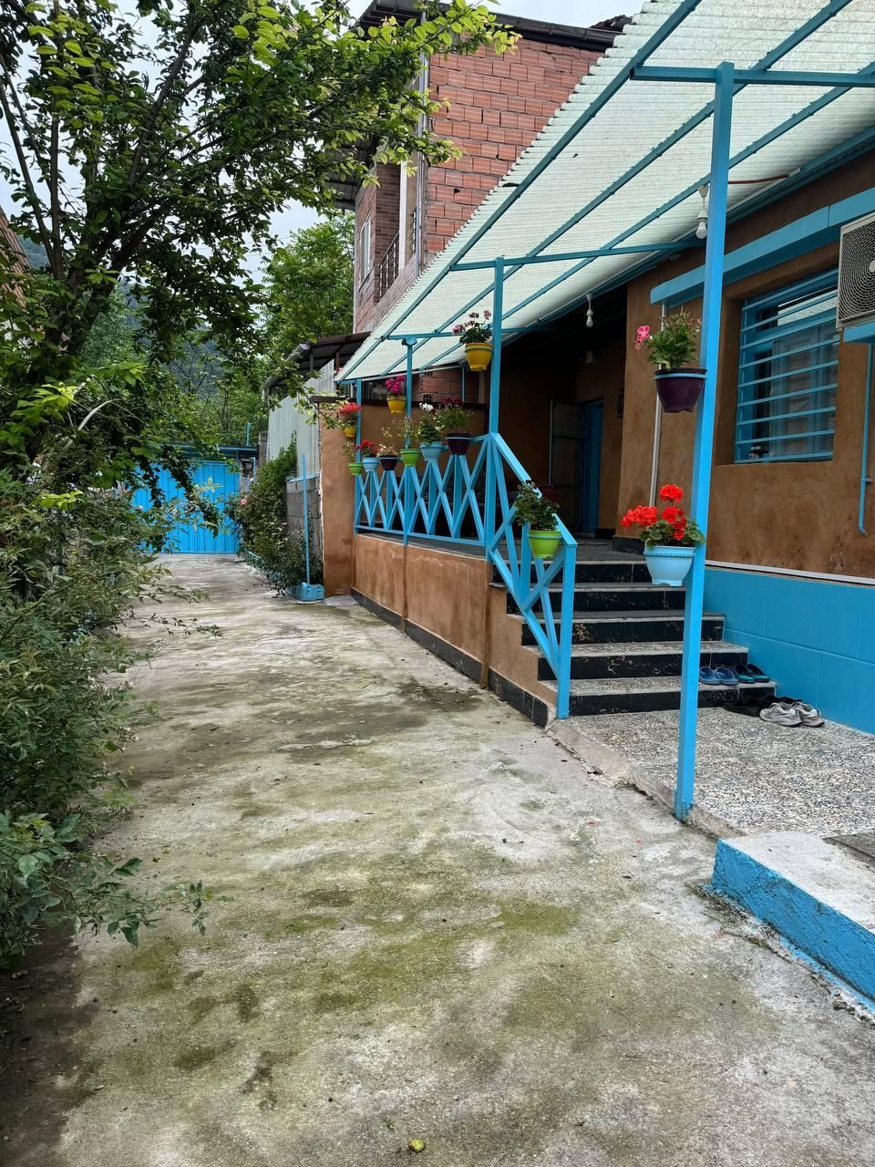 کلبه جنگلی روستای جوارم.|اجارهٔ کوتاه‌مدت آپارتمان و سوئیت|زیرآب, |دیوار