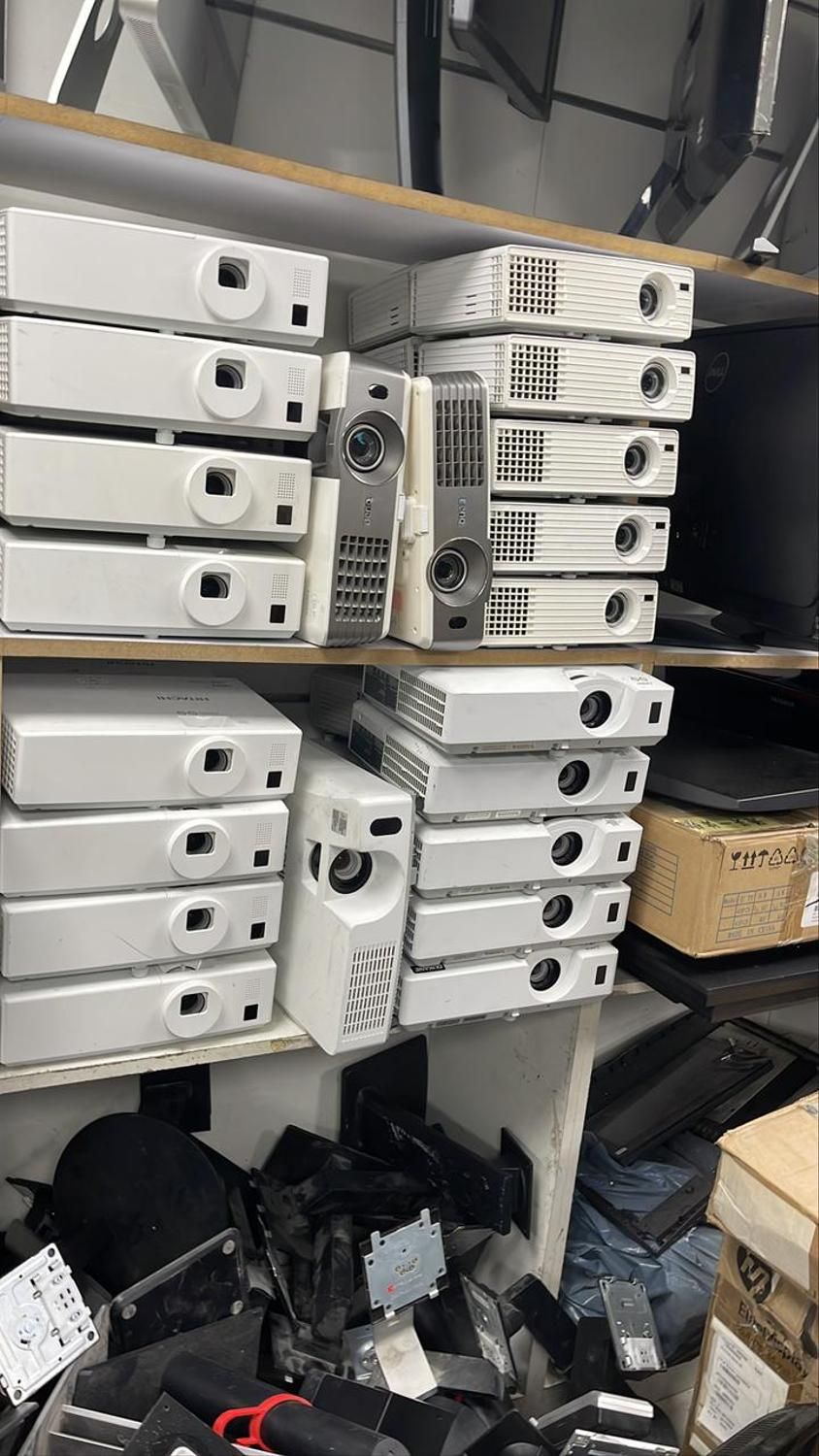 خرید ویدئو پروژکتور خانگی/پرده|تلویزیون و پروژکتور|شیراز, ستارخان|دیوار