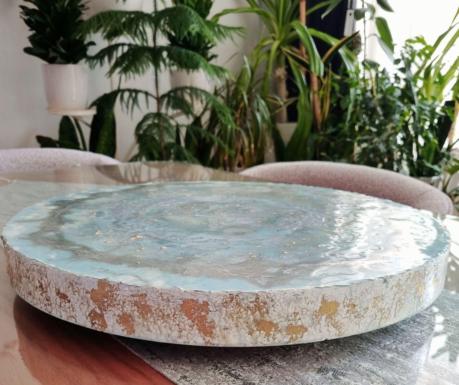 گردان اردور خوری|آب‌چکان و نظم‌دهنده ظروف|شیراز, لاله|دیوار