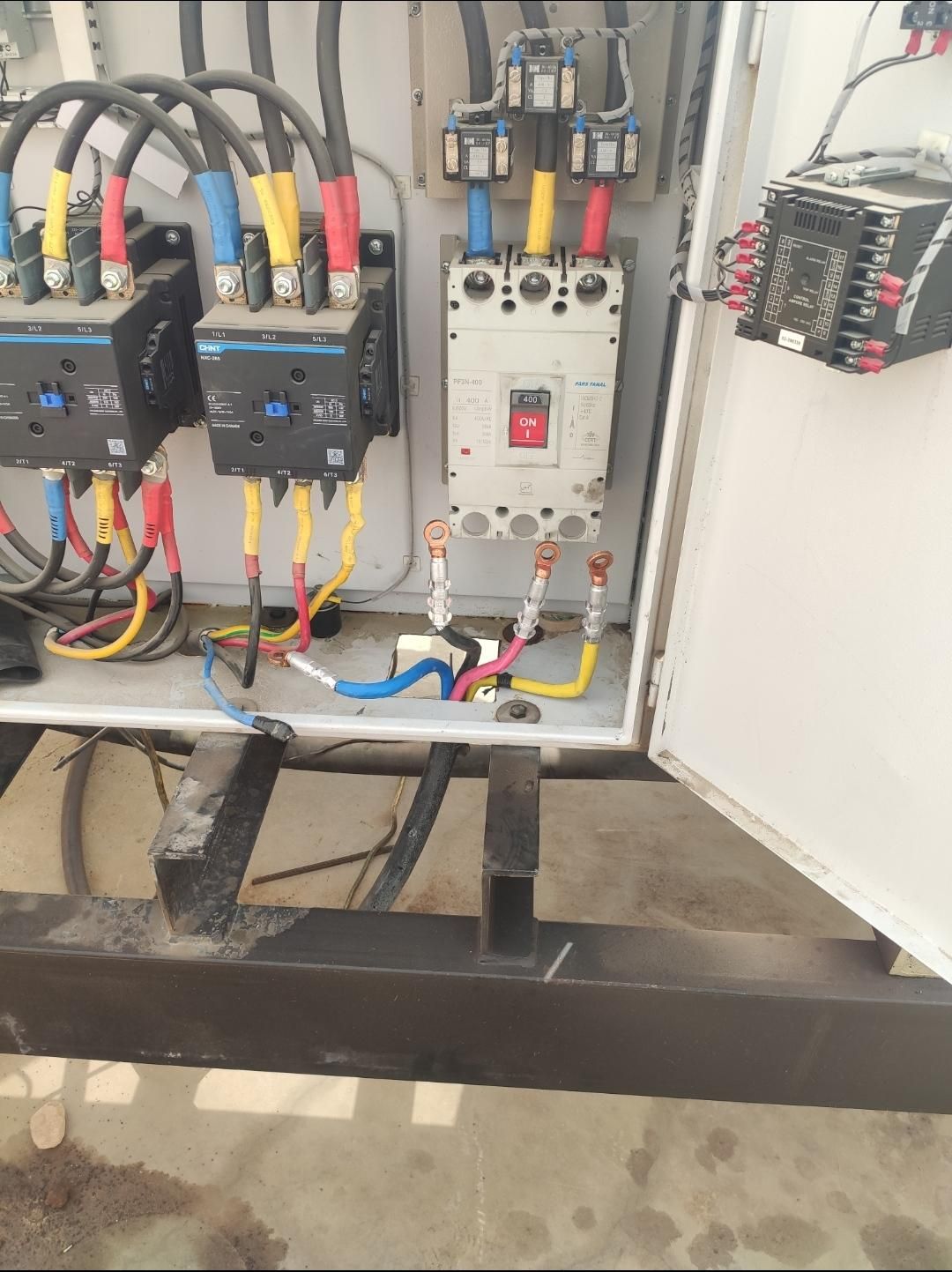 برقکار ساختمان و صنعتی رفع اتصالی و عیب یابی و....|خدمات پیشه و مهارت|اصفهان, رزمندگان|دیوار