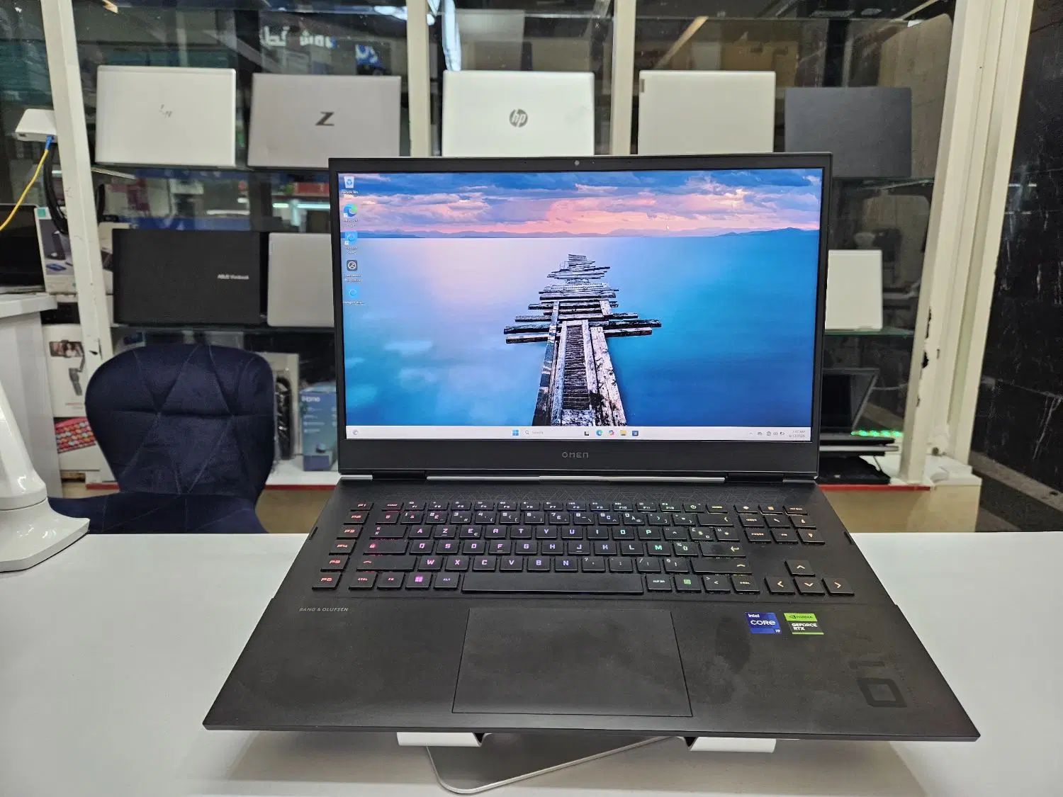 HP OMEN 17-ck2xxx نقد و اقساط بازنشستگی|رایانه همراه|تهران, میدان ولیعصر|دیوار