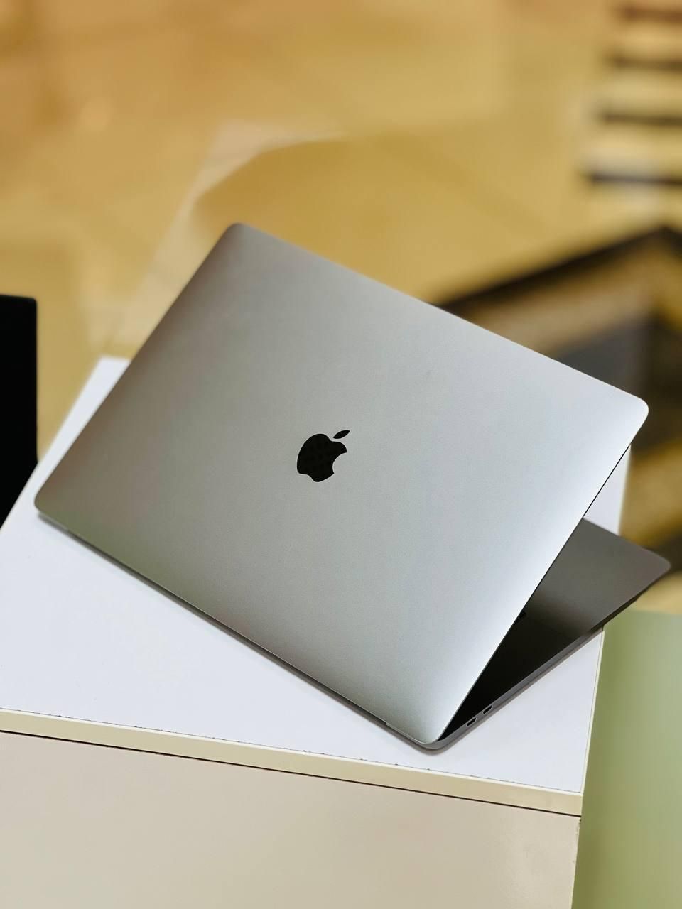 لپ تاپ مک بوک پرو ۲۰۱۷ گرافیکی/macbook touchbar|رایانه همراه|گنبد کاووس, |دیوار
