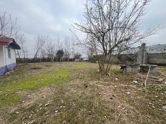 فروش ویلا ۱۰۰۰ متری با بنای قدیمی قابل سکونت|فروش زمین و ملک کلنگی|رضوانشهر, |دیوار