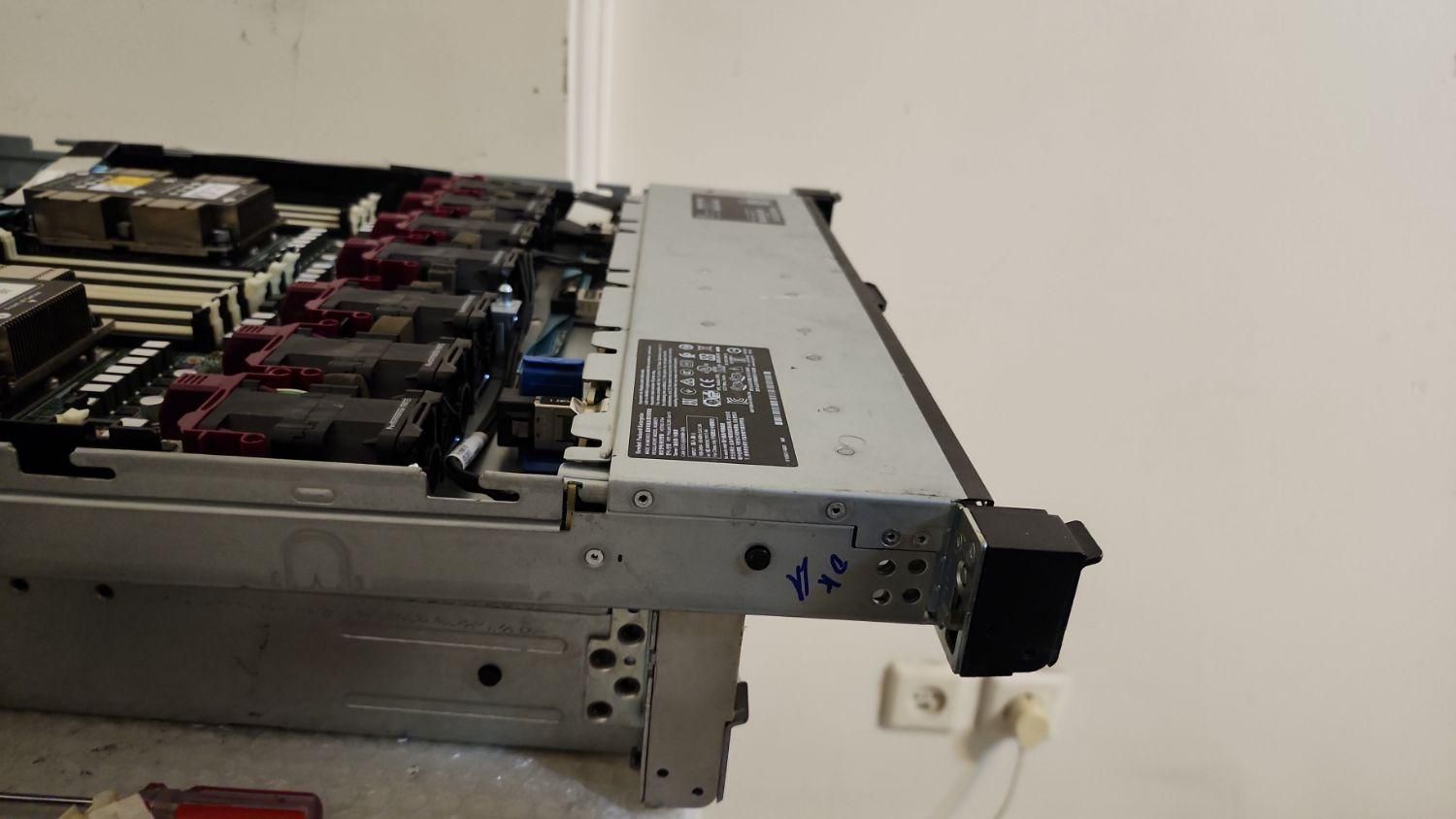 سرور dl360 g10 8sff used|مودم و تجهیزات شبکه|تهران, سهروردی|دیوار