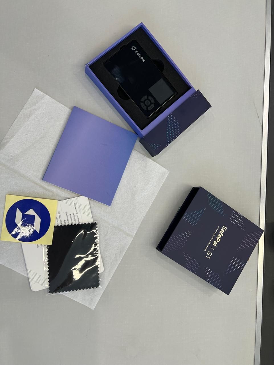 کیف پول سیف پل safepal /s1|لوازم جانبی موبایل و تبلت|تهران, محمودیه|دیوار