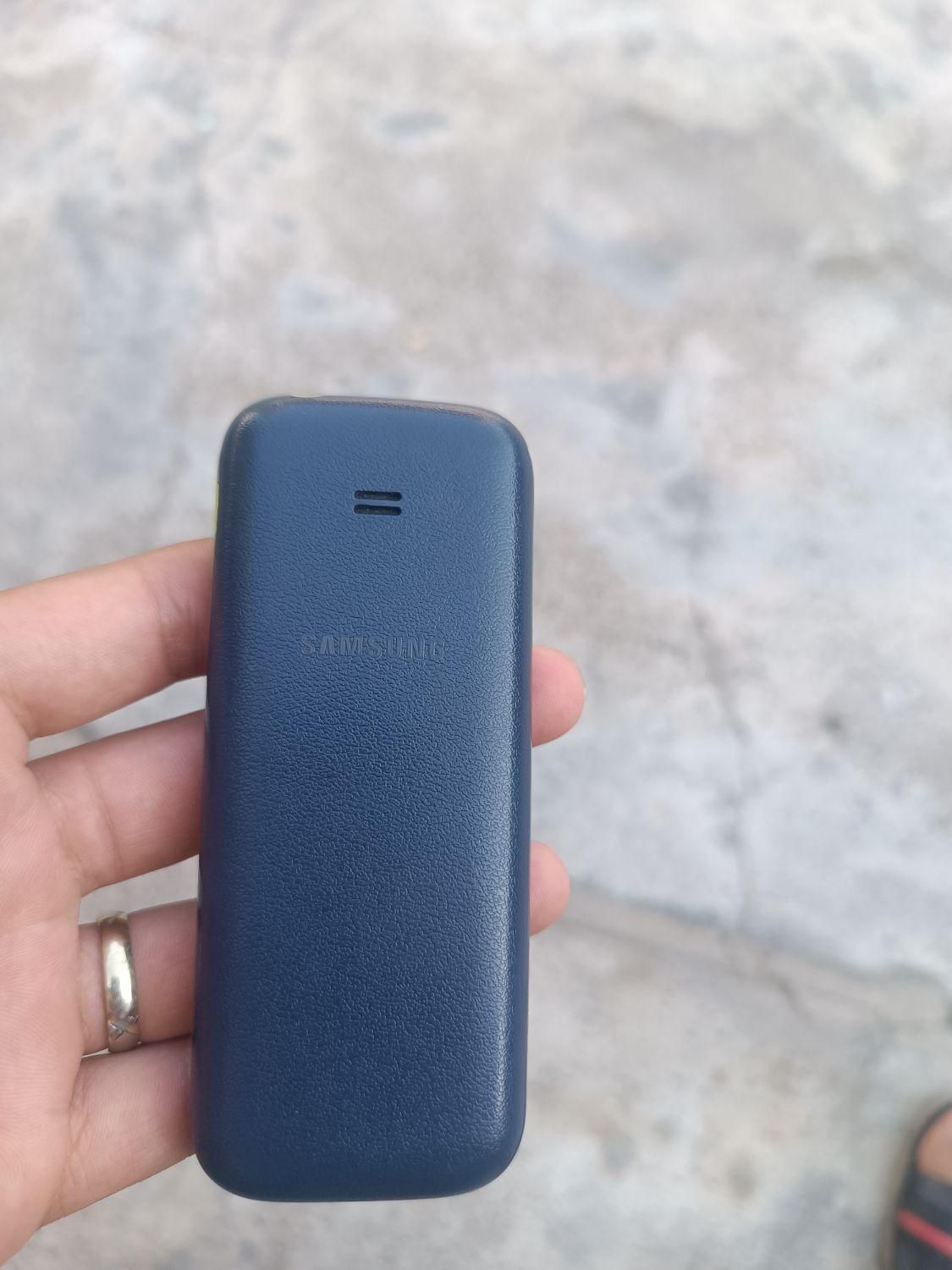 گوشی ساده سامسونگ SM-B310E|موبایل|قم, پردیسان|دیوار