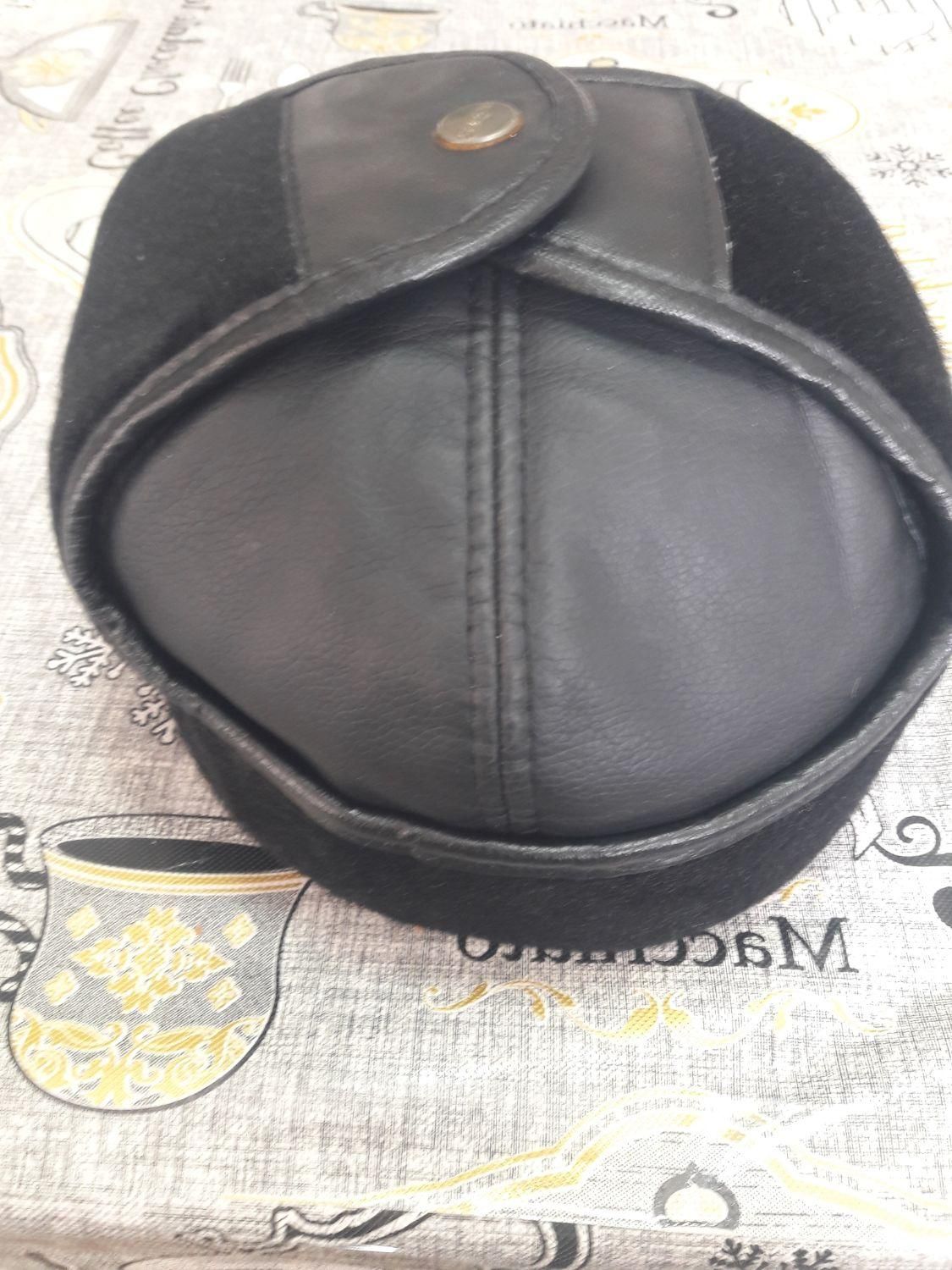 کلاه چرمی لبه دار دارای محافظ گوش گردن|کیف، کفش، کمربند|ارومیه, |دیوار