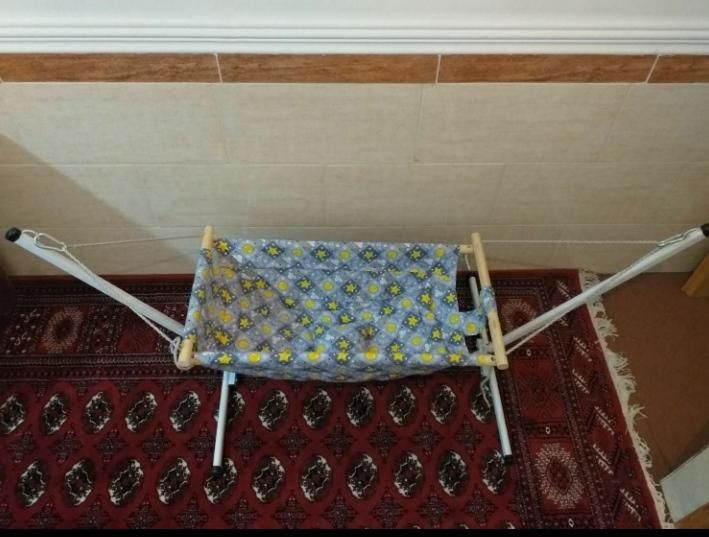 گهواره سنتی نوزاد.جنس فلز|تخت و صندلی بچه|گرگان, |دیوار