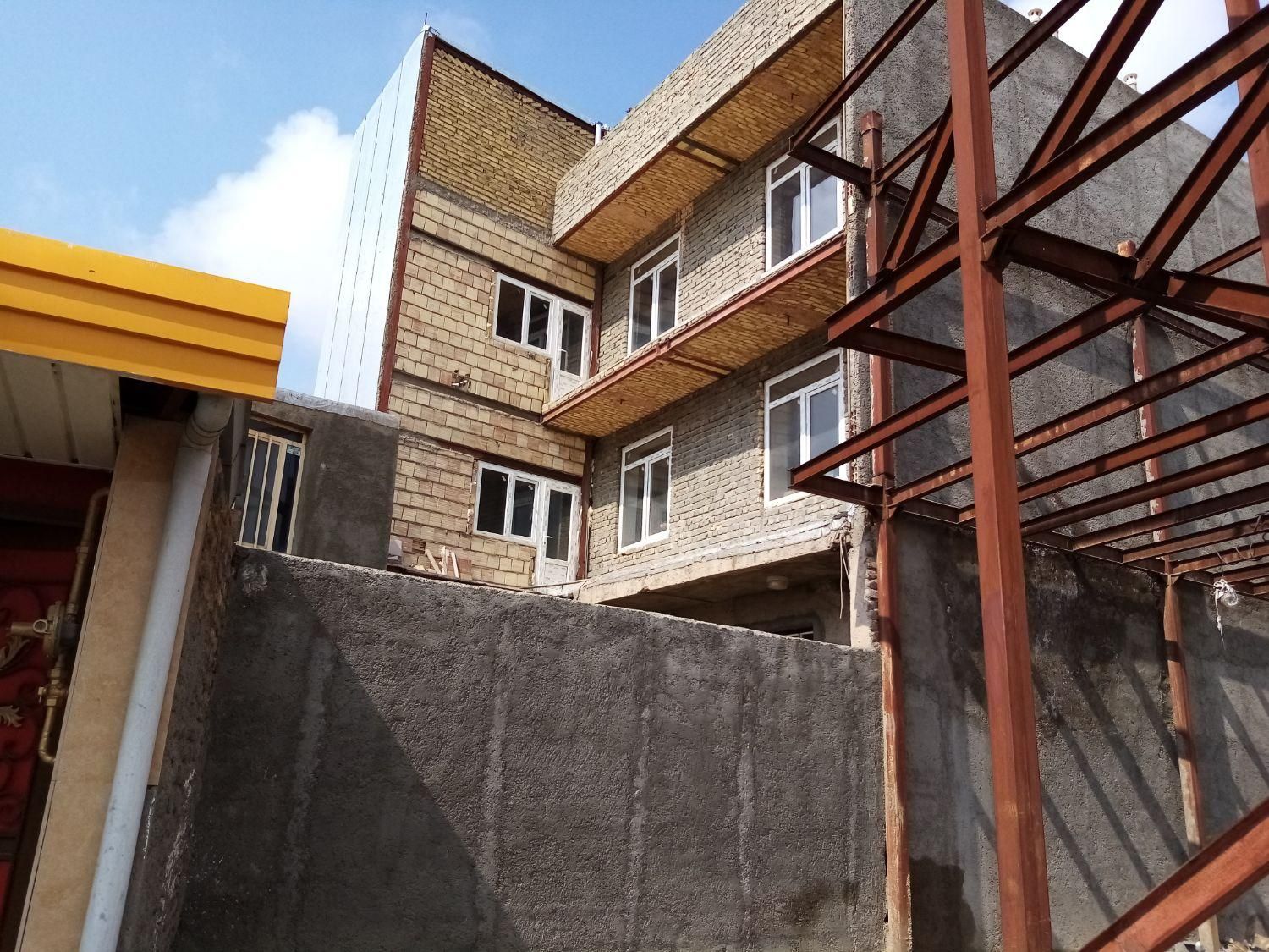 فروش آپارتمان ۱۸۰ متری ۱ خوابه|فروش آپارتمان|قیدار, |دیوار