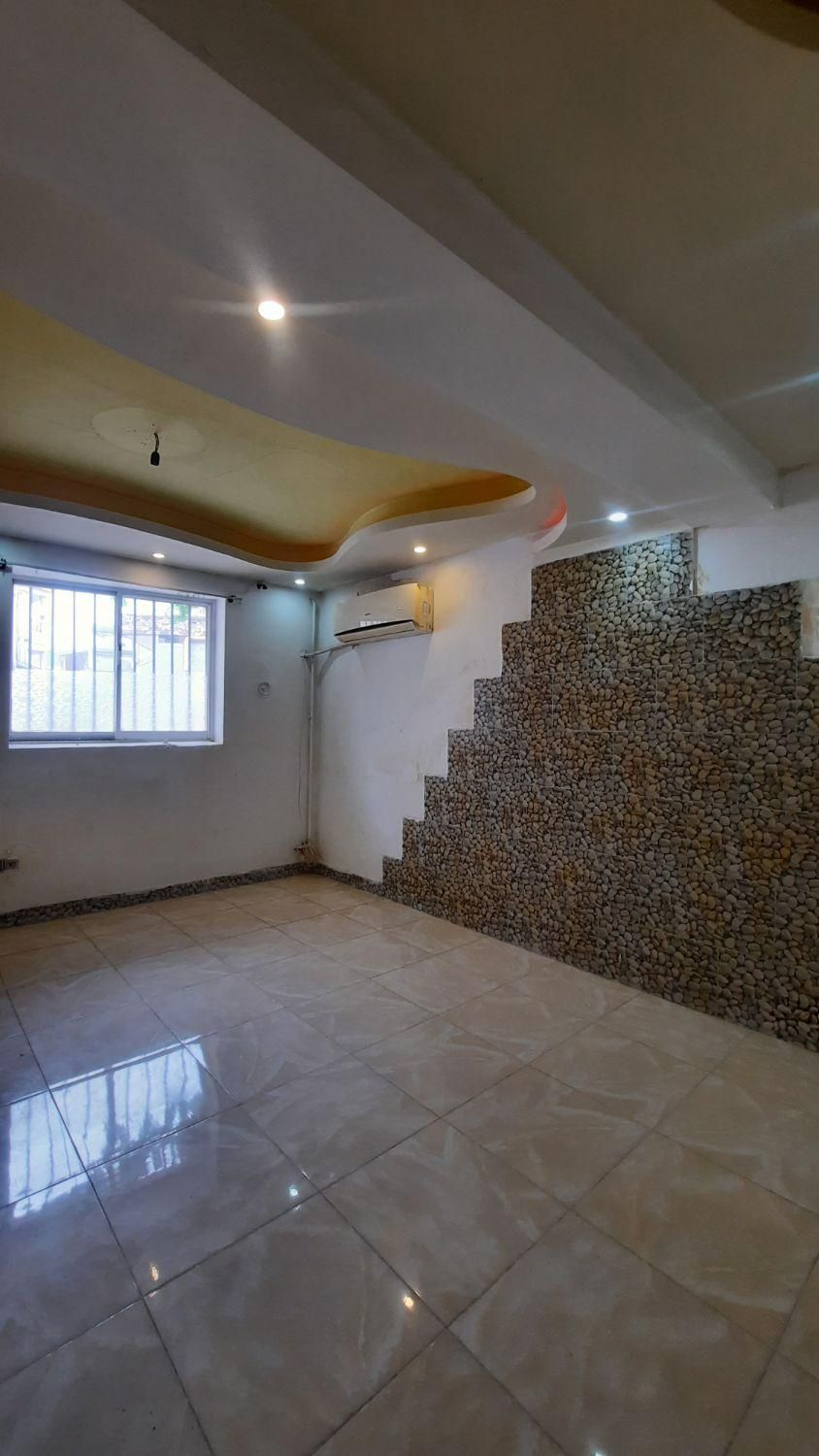 رهن خانه ویلایی سه خواب معلم|اجارهٔ خانه و ویلا|رشت, معلم|دیوار