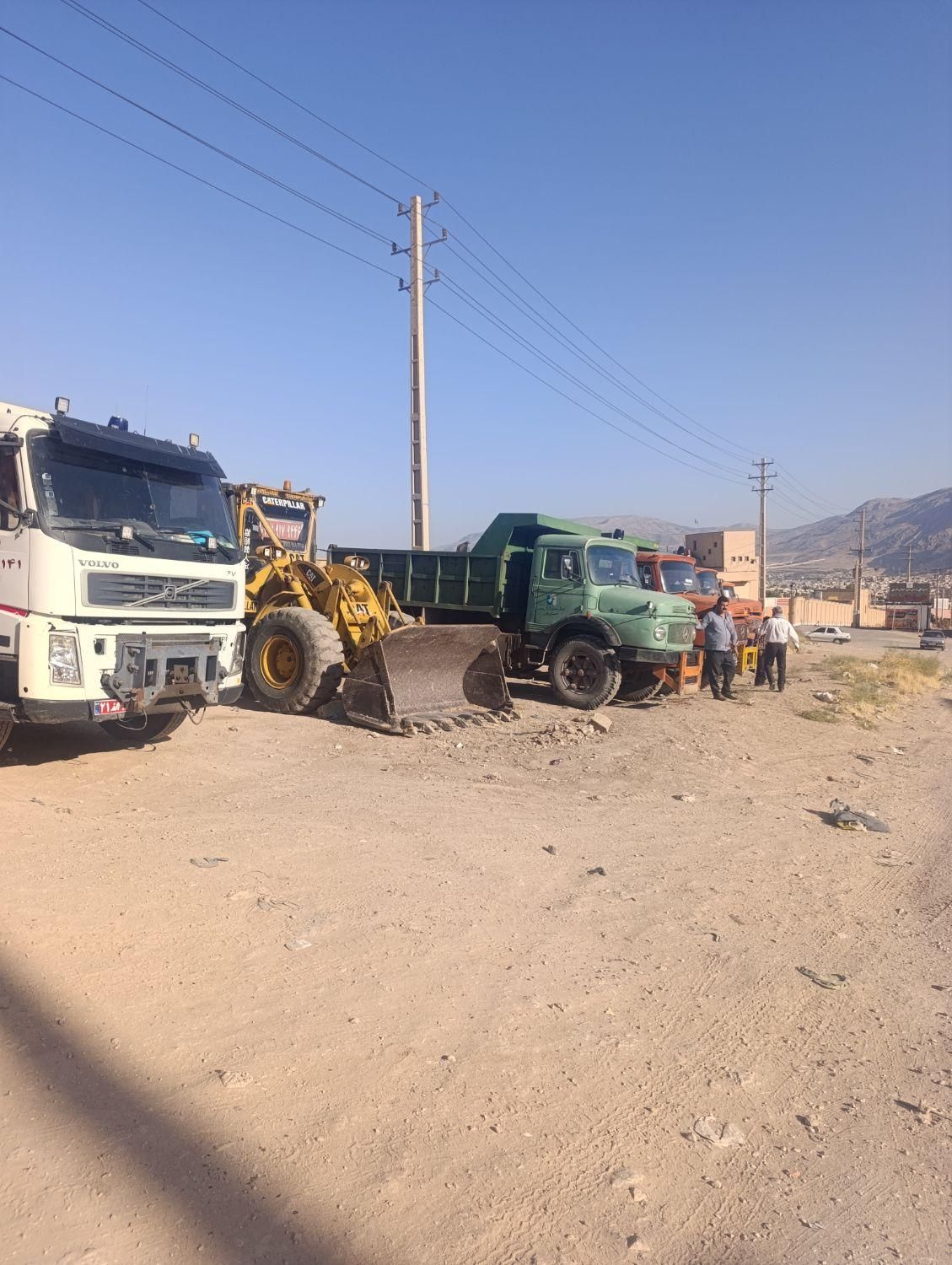 اجاره لودر خدمات لودر کمپرسی|خدمات حمل و نقل|شیراز, میانرود|دیوار