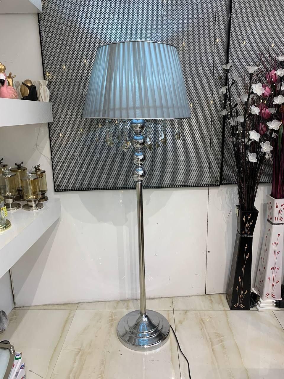 آباژور ایستاده/ کنارسالنی/ آباژور/ به قیمت تولیدی|چراغ خواب و آباژور|کرج, ساسانی (قلمستان)|دیوار