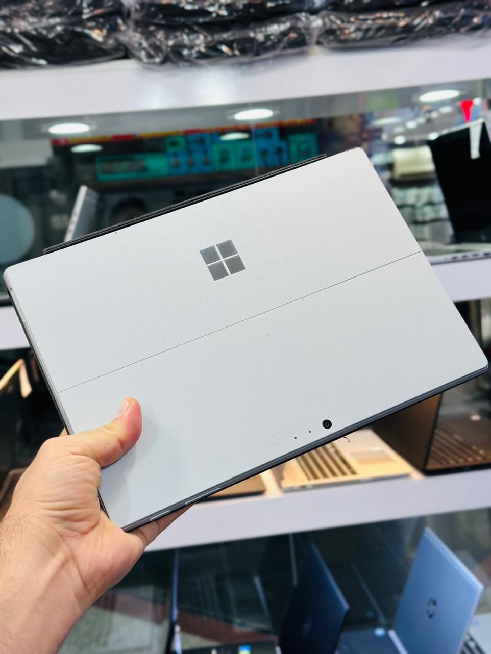 Surface Pro i5 نسل ۷ رم ۸، SSD ۲۵۶|رایانه همراه|اهواز, نادری|دیوار