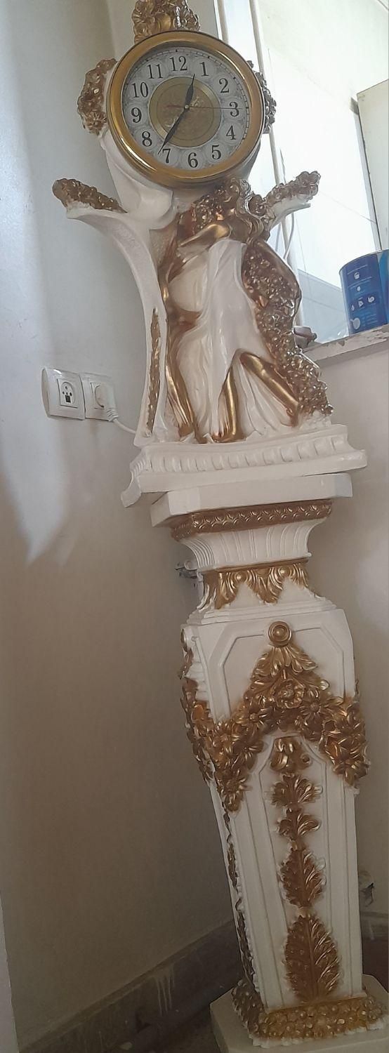 ساعت|ساعت دیواری و تزئینی|بومهن, |دیوار