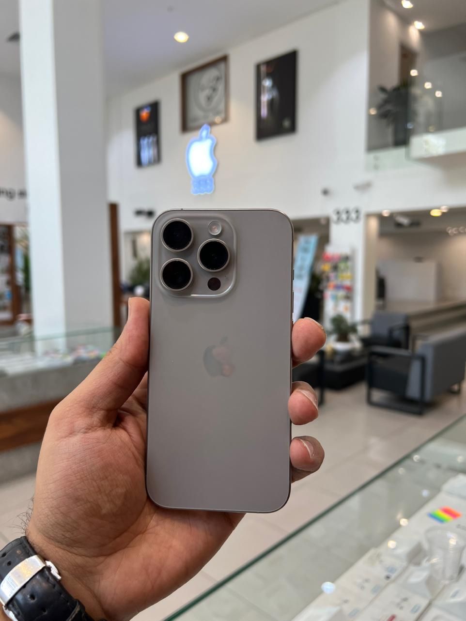 اپل iPhone 15 Pro با حافظهٔ ۲۵۶ گیگابایت|موبایل|تهران, شهرک غرب|دیوار