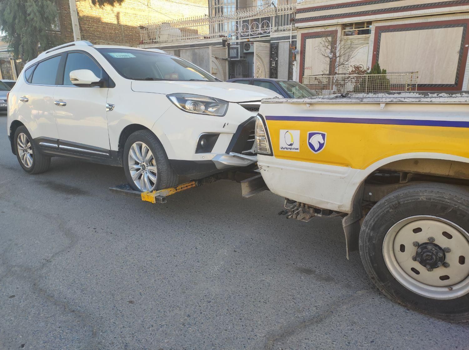 جرثقیل یدک کش خودرو بر امداد خودرو کفی کریر|خدمات حمل و نقل|زاهدان, |دیوار