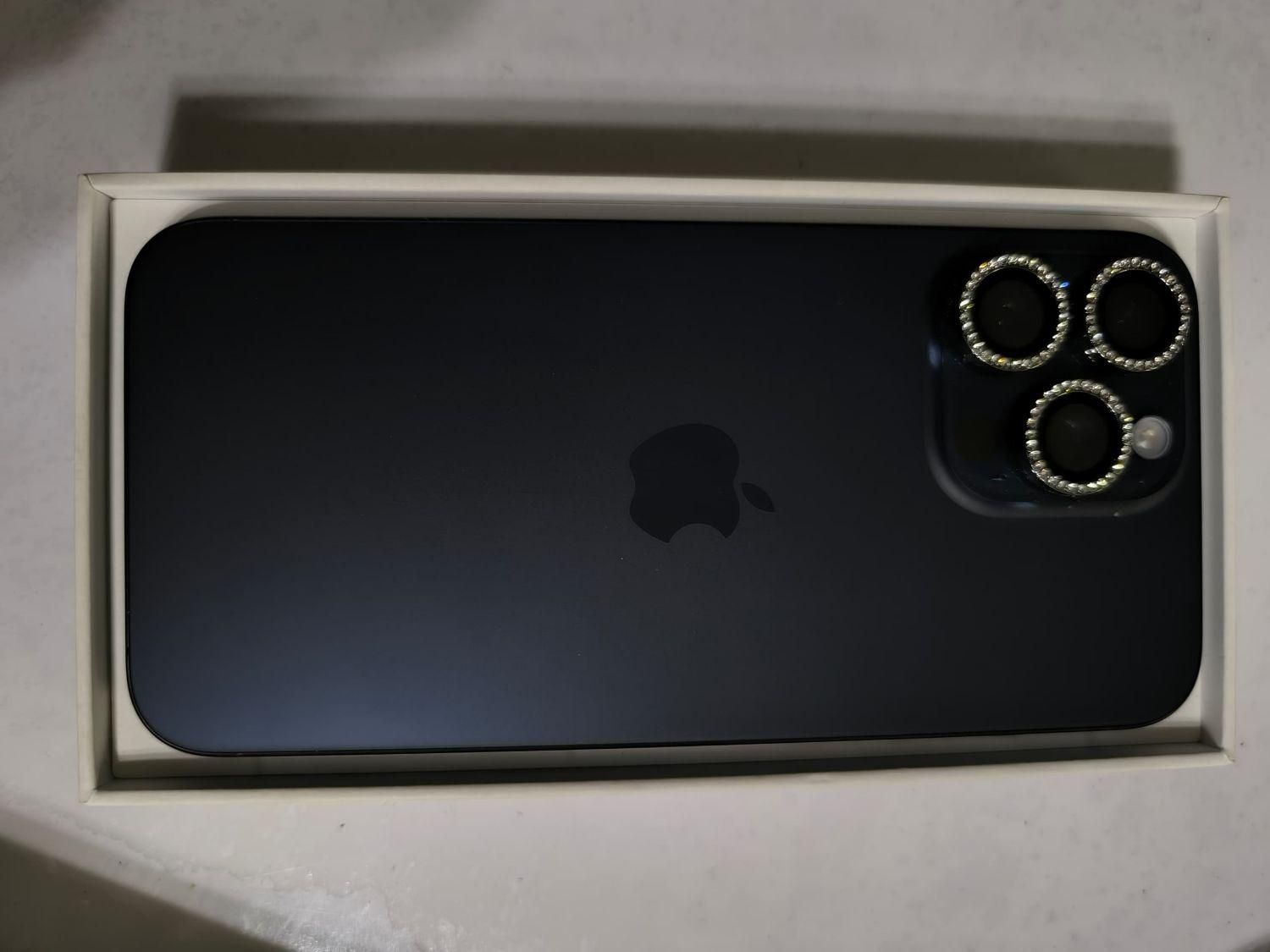 اپل iPhone 15 Pro Max با حافظهٔ ۲۵۶ گیگابایت|موبایل|خرم‌آباد, |دیوار