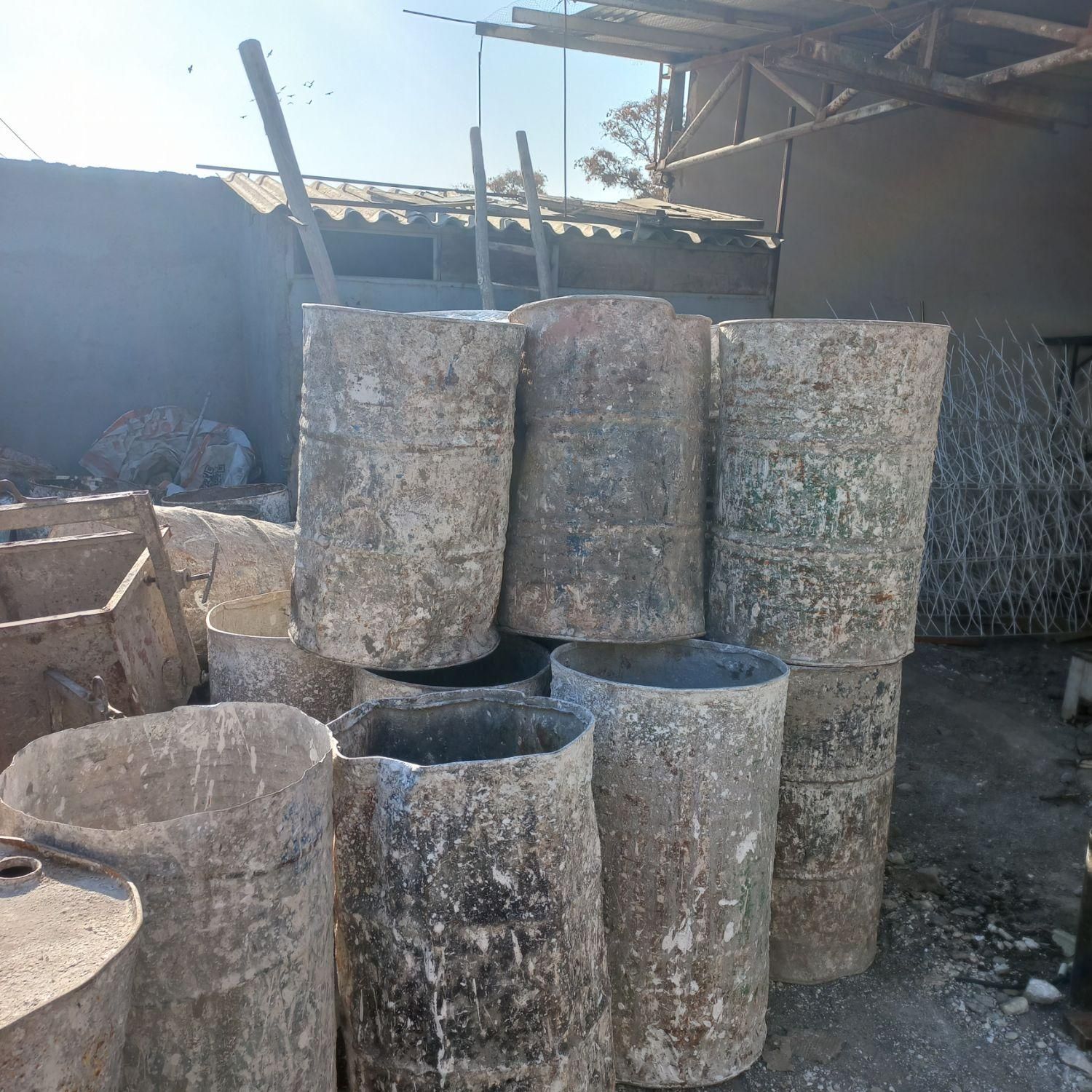 اجاره تخته وبشکه بالابر دستگاه جوش نرده آکاردئون|خدمات پیشه و مهارت|مشهد, پنجتن|دیوار