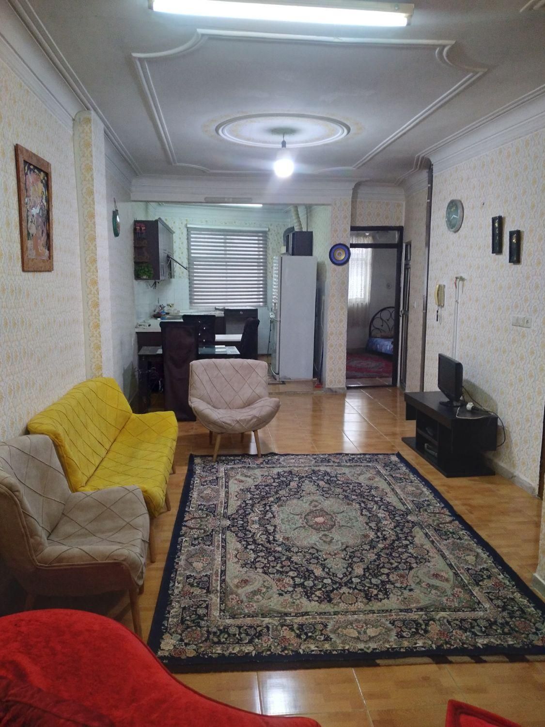 اجاره روزانه/هفتگی/ماهانه آپارتمان ۱۱۰ متری درجهاد|اجارهٔ کوتاهمدت آپارتمان و سوئیت|رشت, جهاد|دیوار