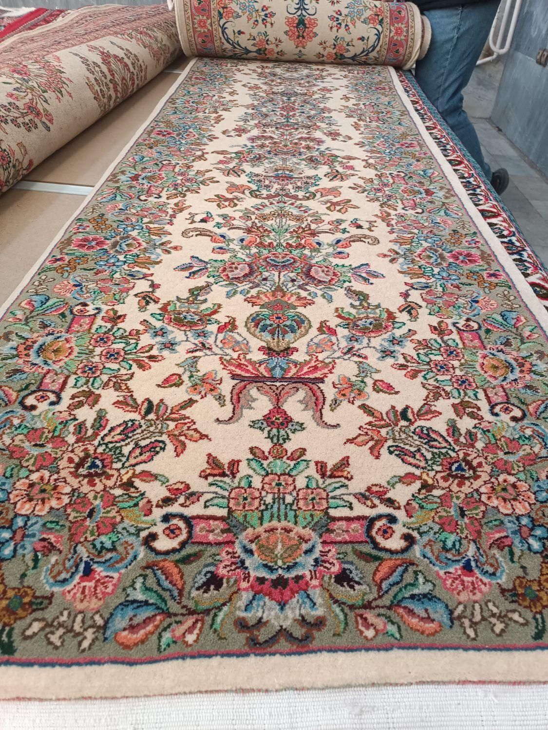 فرش دستباف ۳متری کناره طرح بیجار آکبند|فرش|تهران, ارامنه|دیوار