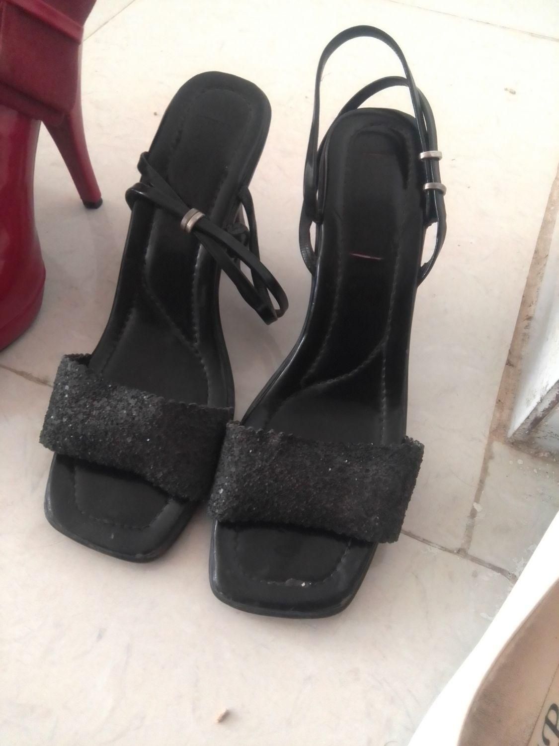 کفش مجلسی سایز 38و39و37کفشبچگانه سفید سایز 32|کیف، کفش، کمربند|آباده, |دیوار