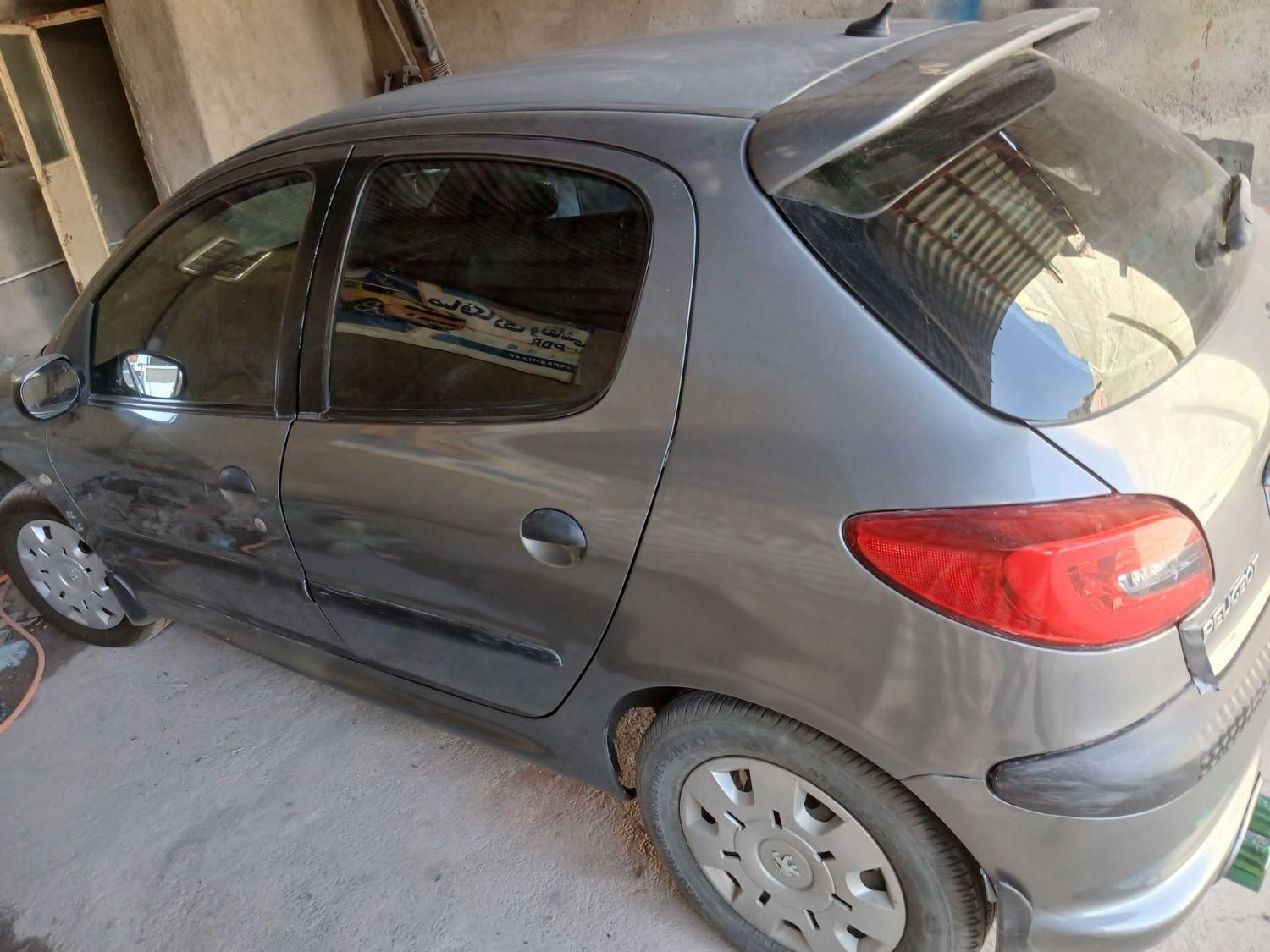 خدمات نقاشی ماشین سنگین سبک|خدمات موتور و ماشین|همدان, |دیوار