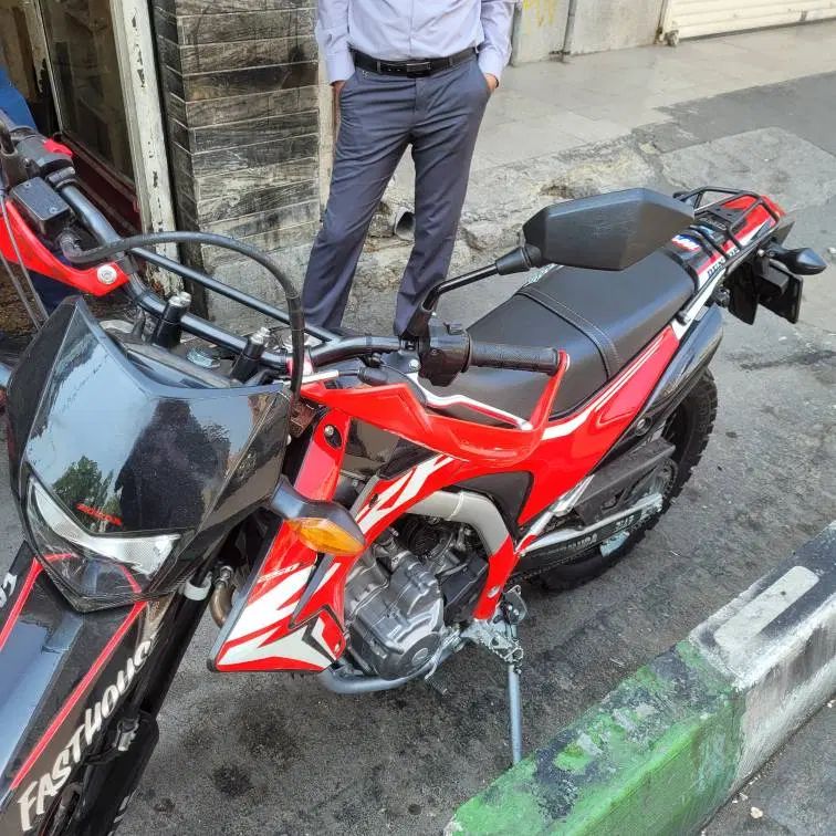 موتورسیکلت هوندا crf250 ال مدل ۱۳۹۴|موتورسیکلت|تهران, نظام‌آباد|دیوار