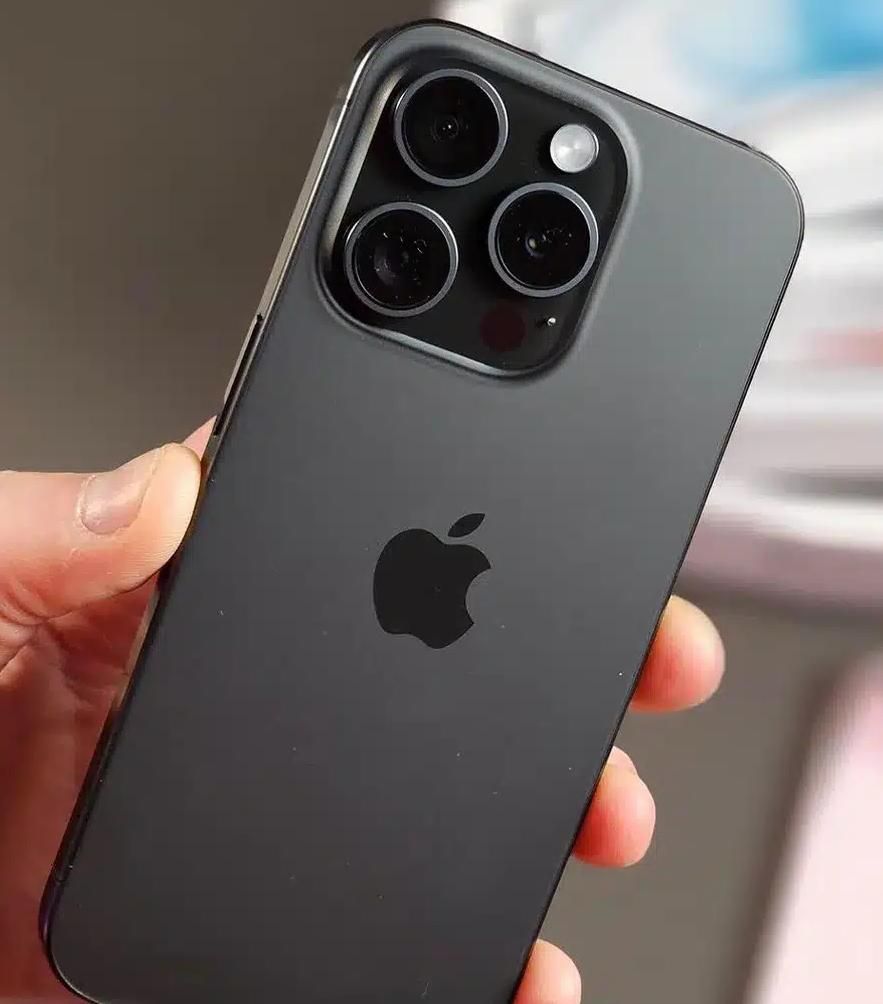 اپل iPhone 15 Pro Max با حافظهٔ ۲۵۶ گیگابایت|موبایل|ایلام, |دیوار