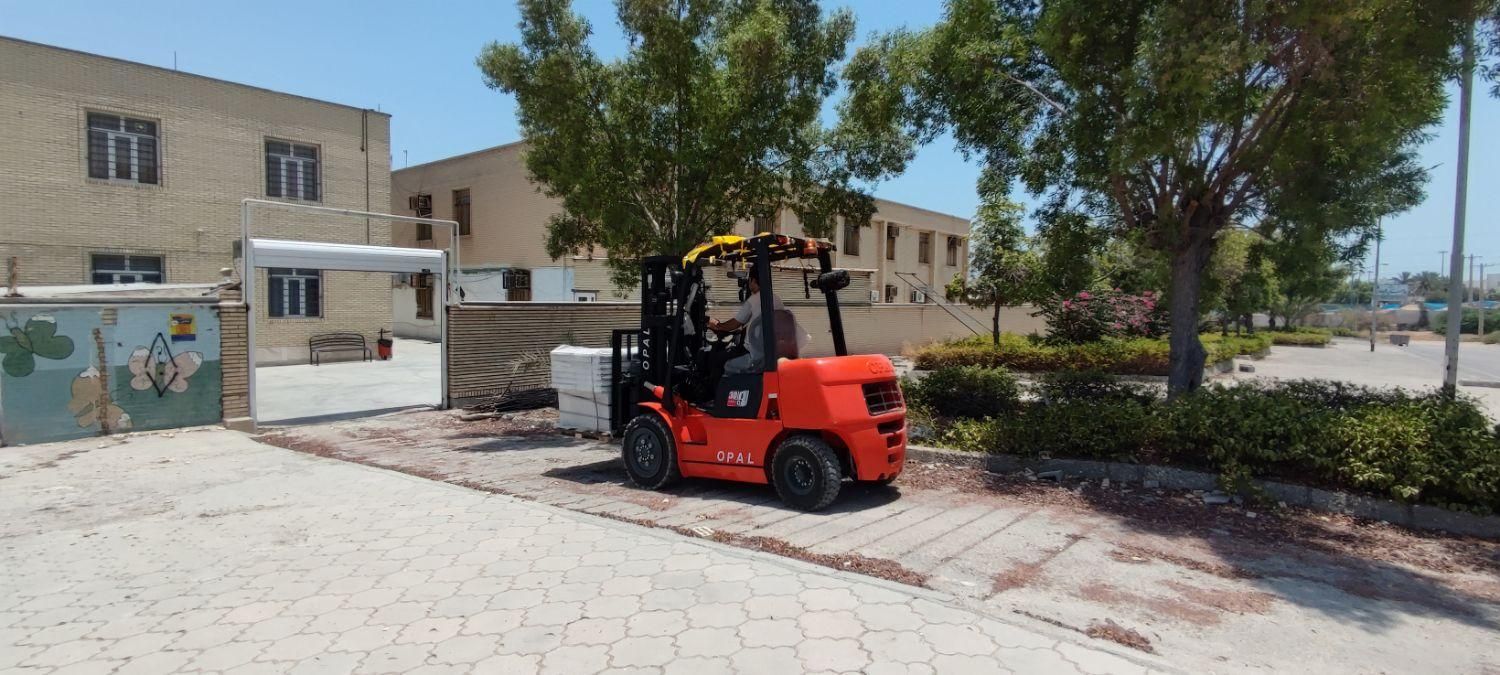 لیفتراک سیار تخلیه وبارگیری|خدمات حمل و نقل|بندرعباس, |دیوار