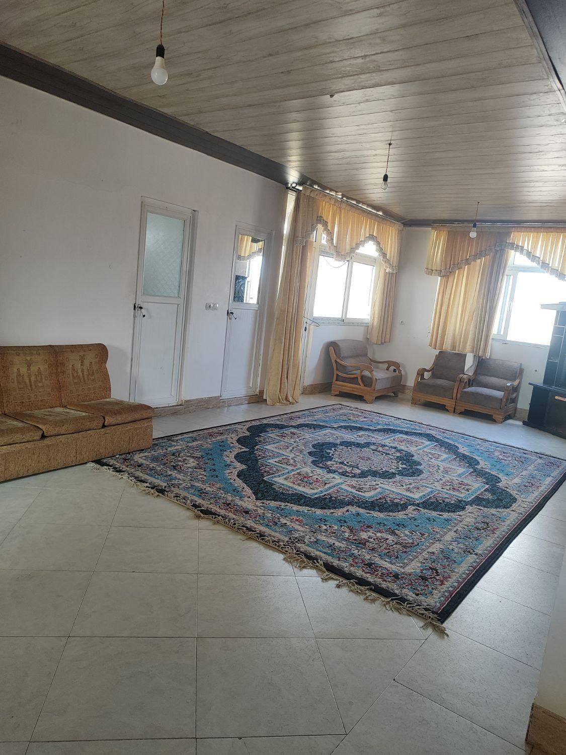 اجاره روزانه سوییت در فولادشهر|اجارهٔ کوتاهمدت آپارتمان و سوئیت|فولادشهر, B4|دیوار