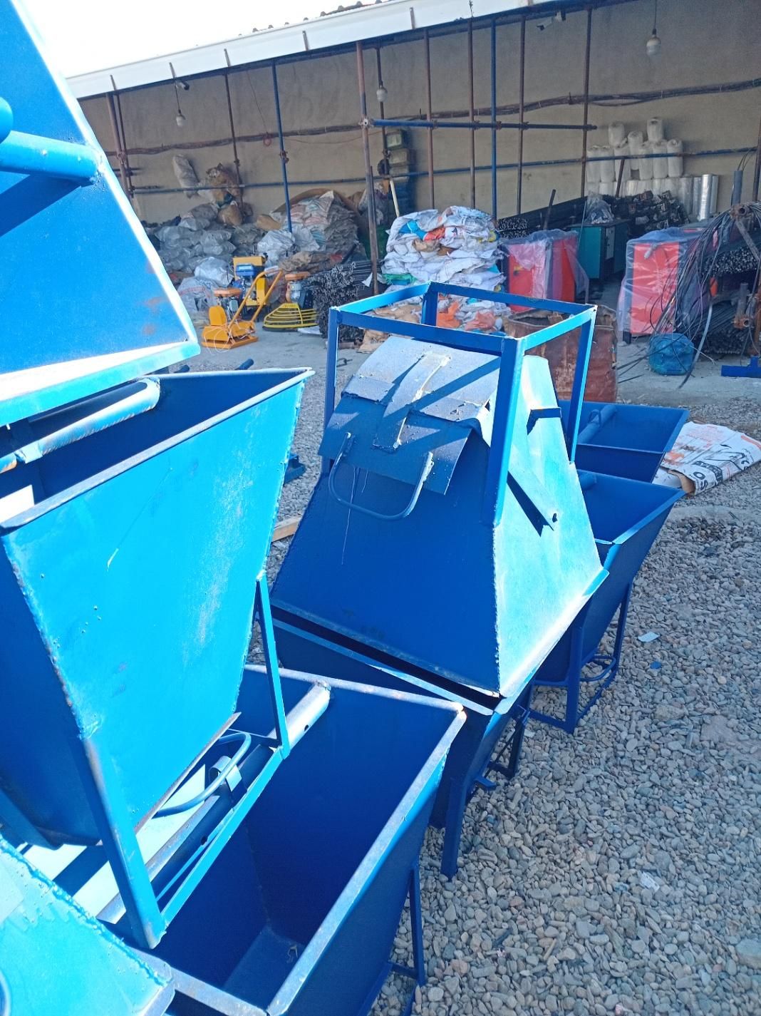 بالابر بتونیر لوله داربستی|مصالح و تجهیزات ساختمان|تبریز, |دیوار